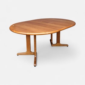 Dyrlund Danish Modern Teak Extending MCM Dining Table