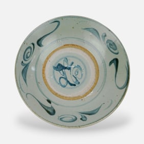 Antique Chinese Ming Polychrome Swatow Porcelain/Pottery Bowl