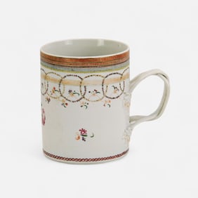 Antique Chinese Export Porcelain Famille Rose Large Handled Cup