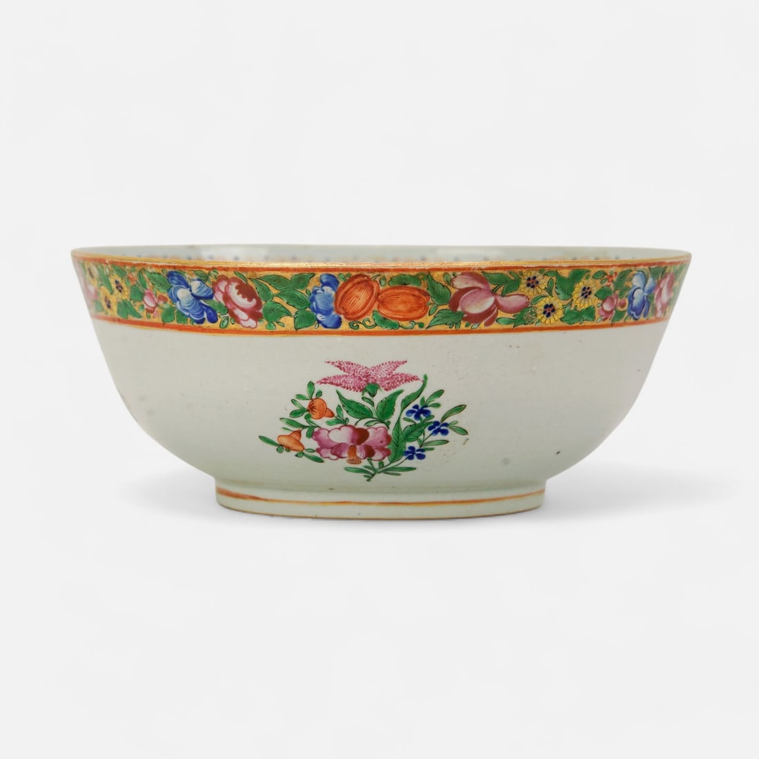 Antique Chinese Export Hand-Painted Porcelain Punch Bowl: Ca. second half 18thC. Good age-appropriate condition, with minor paint loss. No chips, cracks, or repairs. For shipping, we highly recommend Donald Camden at UPS Store 4608. Alternatively, reach out 