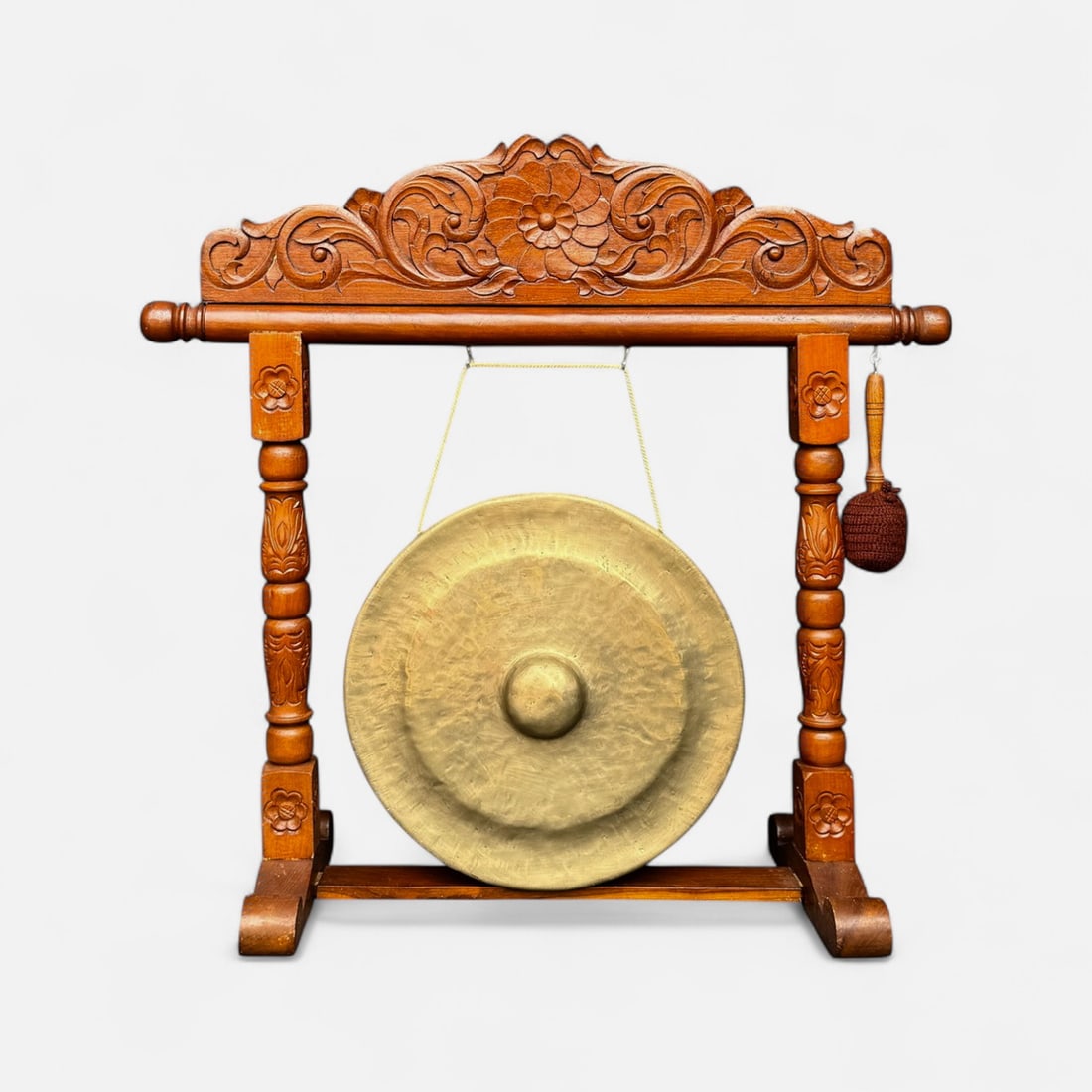 Indonesian/Javanese Carved Wood & Bronze Gong: Good overall condition, with minor surface scuffs. Just gong measures approx. 19 1/2" x 19 1/2" x 5". For shipping, we highly recommend Donald Camden at UPS Store 4608. Alternatively, reach out to one