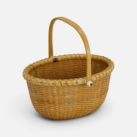 Susan Chase Signed and Dated Nantucket Swing Handle Basket