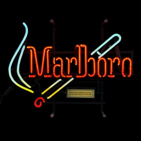 Marlboro Cigarettes Philip Morris Vintage Everbrite Neon Advertising Sign w/Original Box