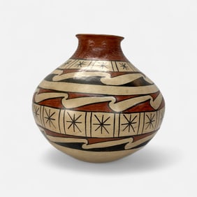 Sofia de Tena Native American Indian Pueblo Pottery Vessel