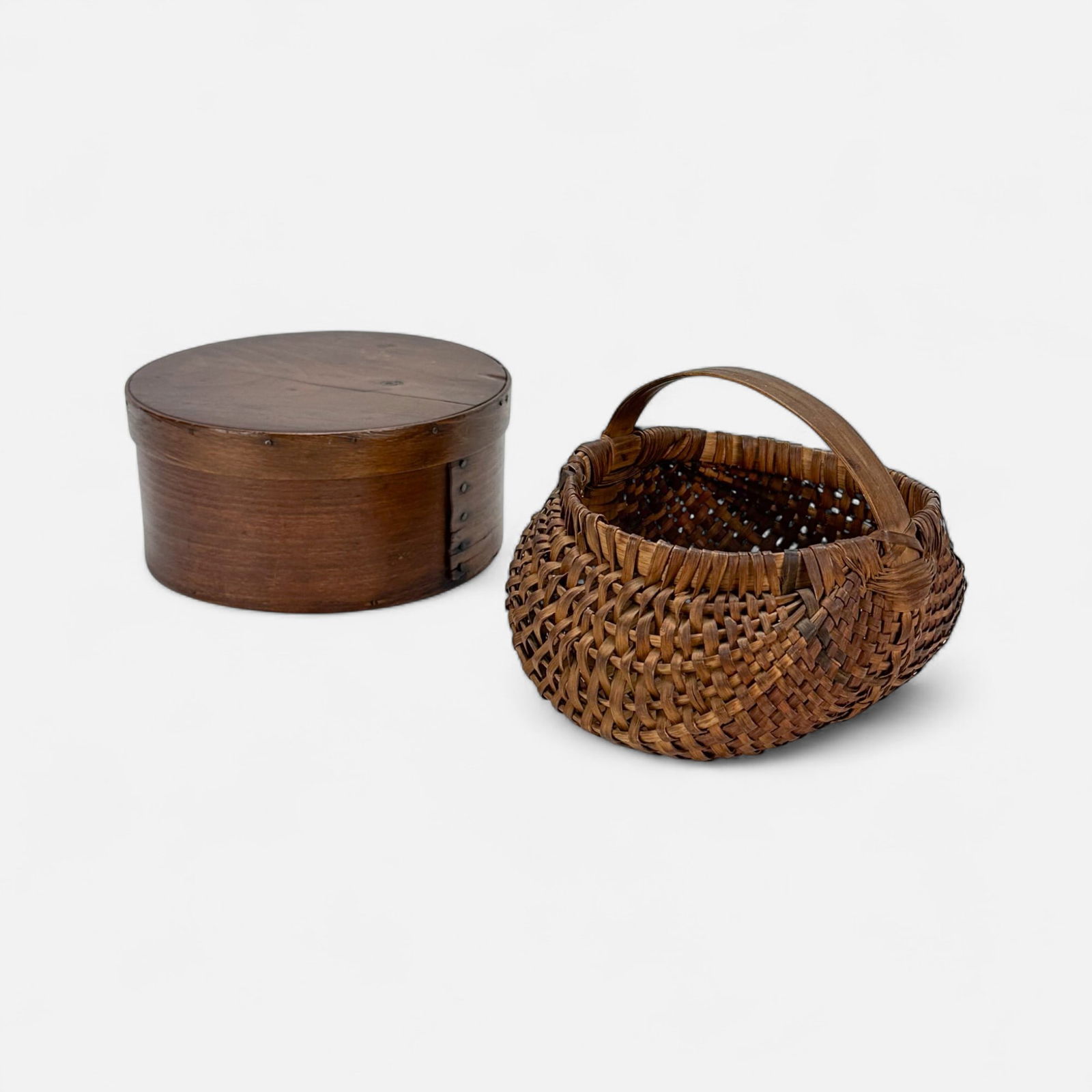 Kentucky Buttocks Basket & Shaker Style Box (1 of 13)