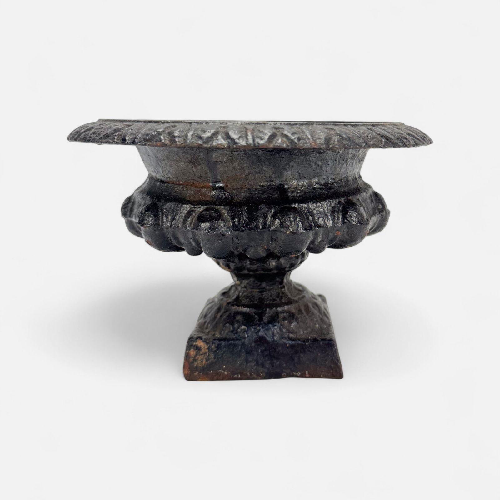 Antique 19thC Urn-Form Cast Iron Garden Planter: For shipping, we highly recommend Donald Camden at UPS Store 4608. Alternatively, reach out to one of our preferred shippers listed at the link below or elect for LiveShipping in the checkout screen.