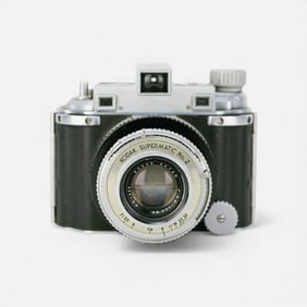 Kodak Medalist No.2 Rangefinder Camera Designed by Walter Dorwin Teague