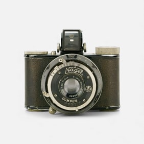 Nagel Pupille Film Camera w/Elmar 50mm Lens