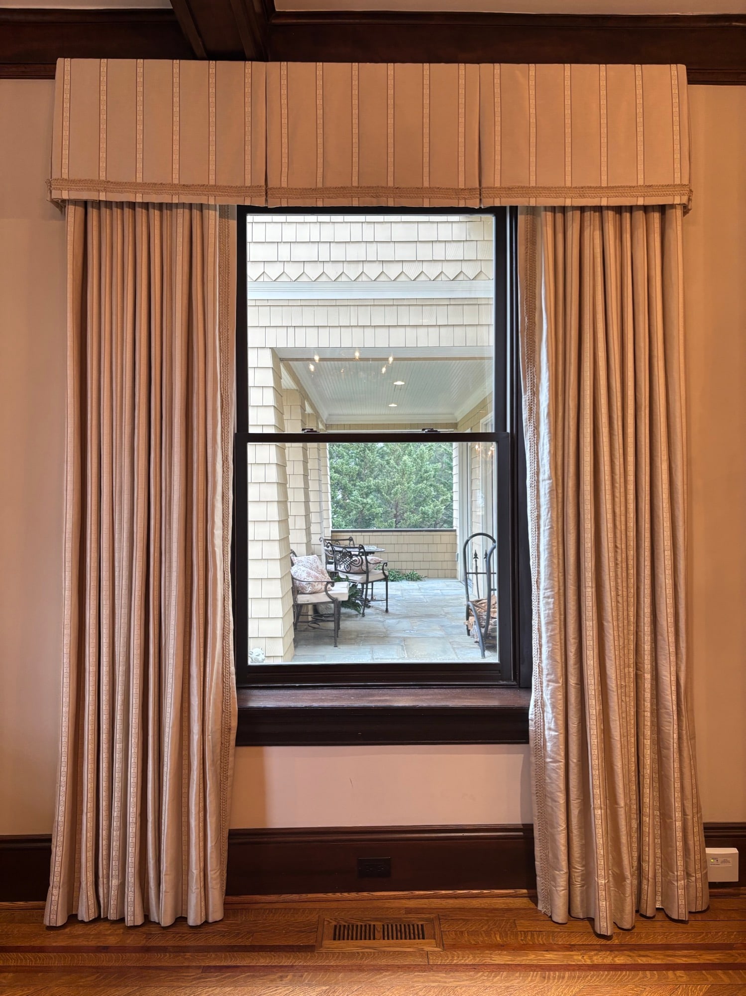 Silk Lined Curtains Triple Pinch Pleated Neutral Pattern w/Matching Cornice Quality Designer Textile (1 of 7)