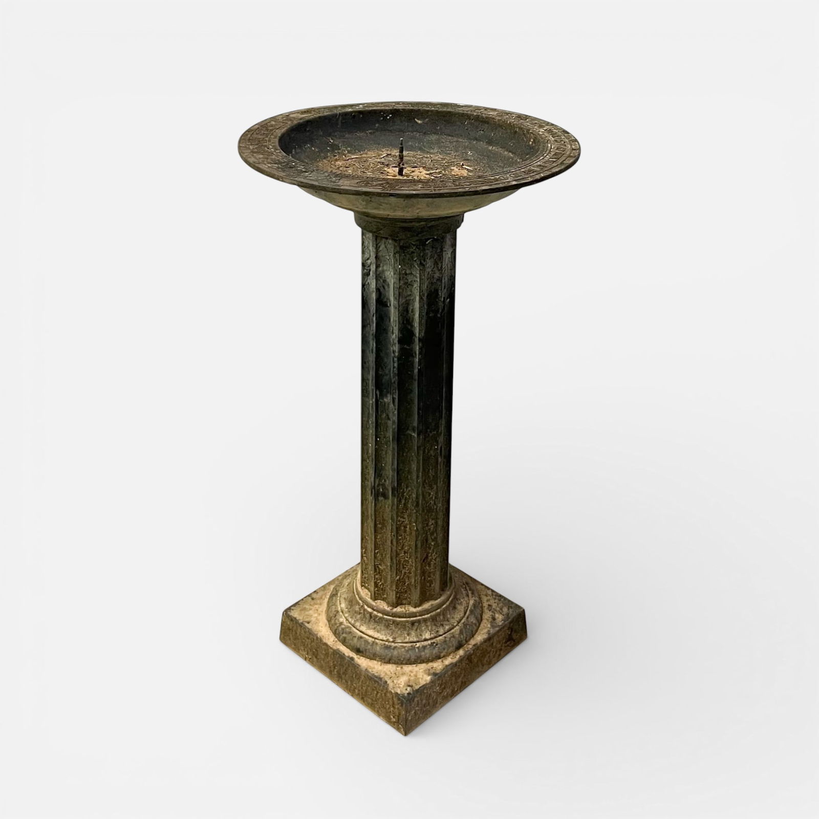 Cast Iron Fluted Column Bird Bath Fountain w/Sundial: Good age-appropriate condition.For shipping, we highly recommend Donald Camden at UPS Store 4608. Alternatively, reach out to one of our preferred shippers listed at the link below or elect for LiveSh