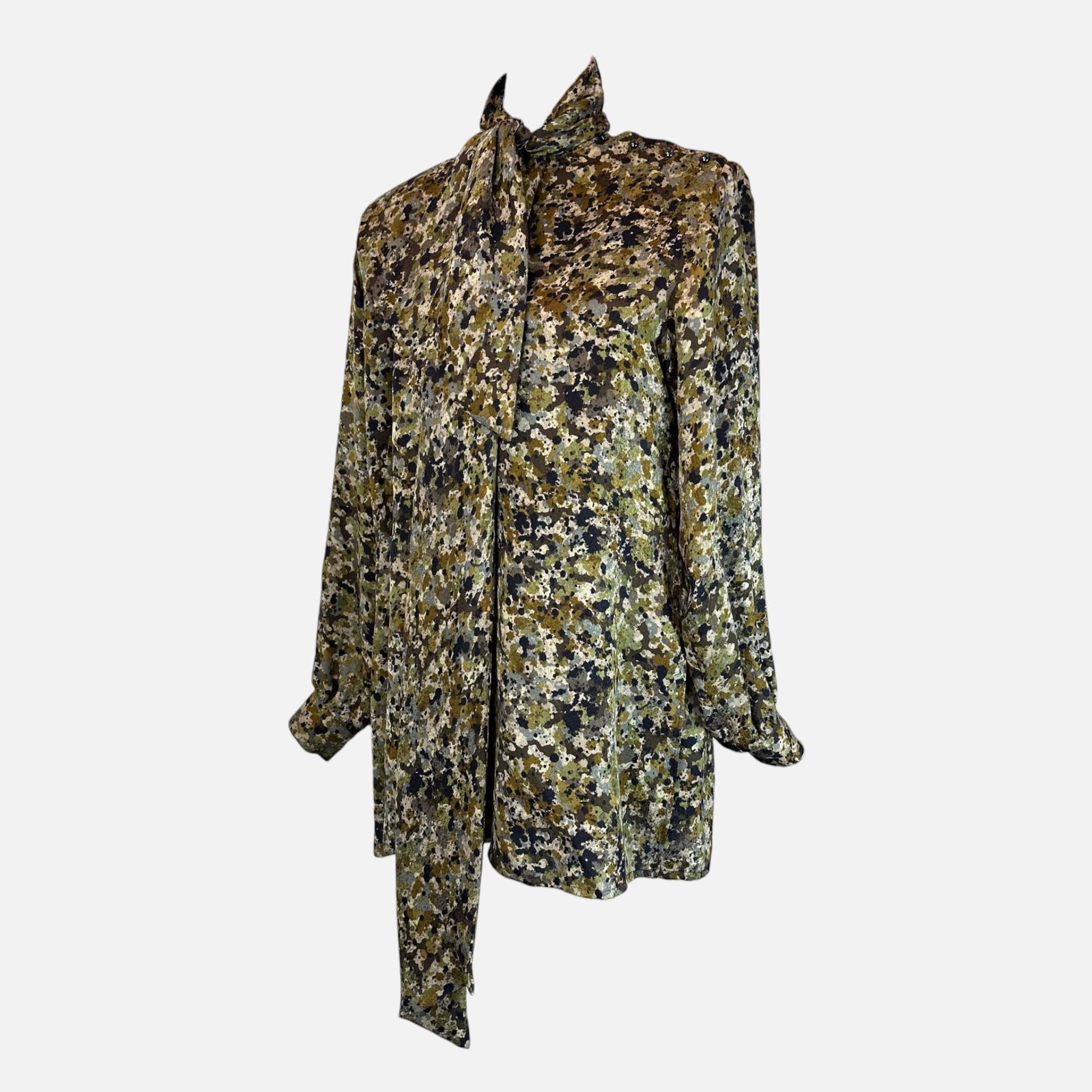 Gucci Vintage Printed Silk Tunic Blouse: Very good condition as shown. Labeled size 44. Fabric Content: 100% Silk. Made in Italy. Blouse measures 31.5" inches in length, 19 inches at the bust, 18.75 inches at the waist.For shipping, we highl