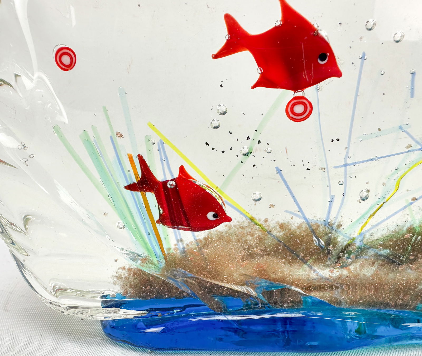 Murano Aquarium Art Glass Clamshell-Shaped Fish Block Sculpture Oversized Paperweight - 3