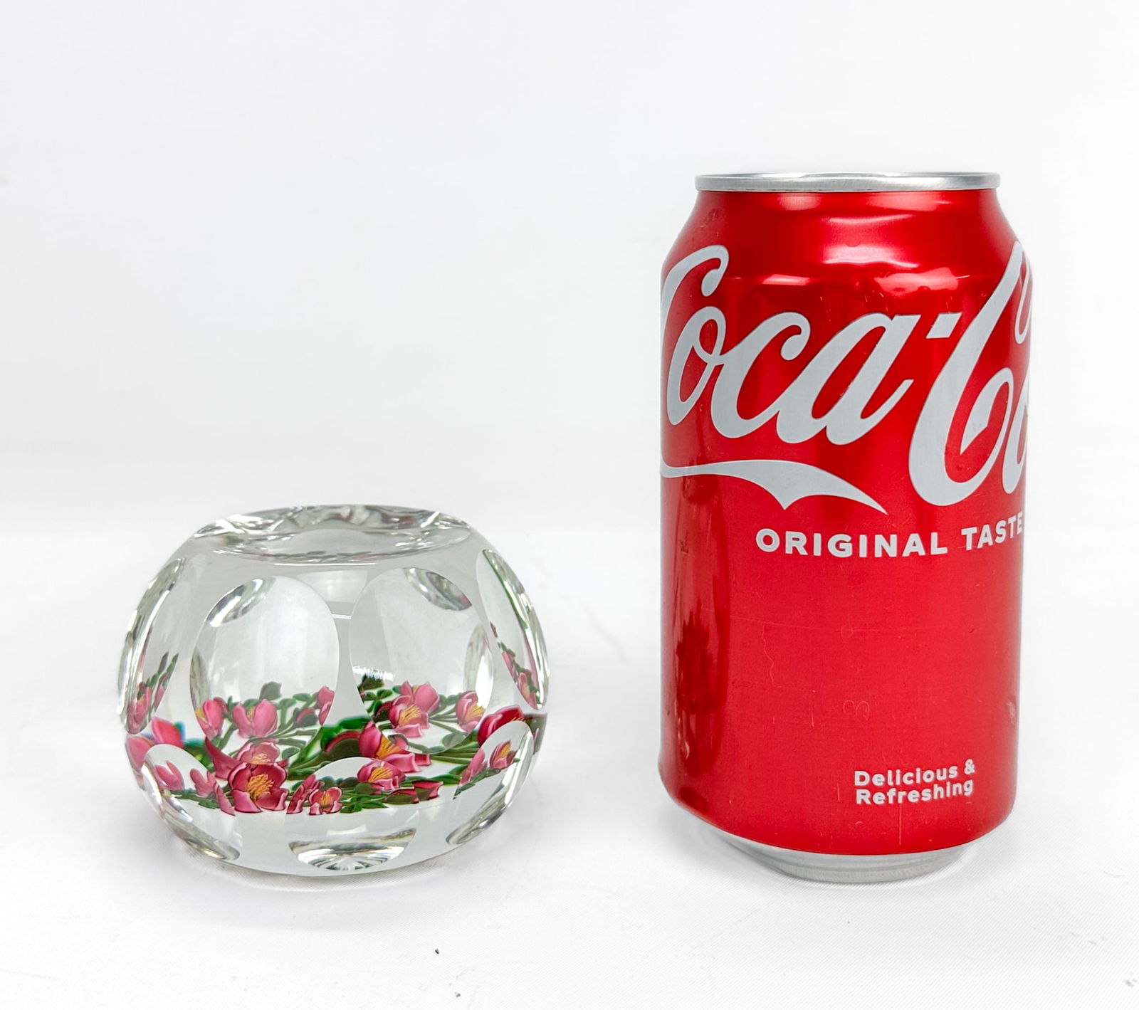 Perthshire "Pink Blossom" Limited Edition Studio Art Glass Floral Facet-Cut Paperweight - 2