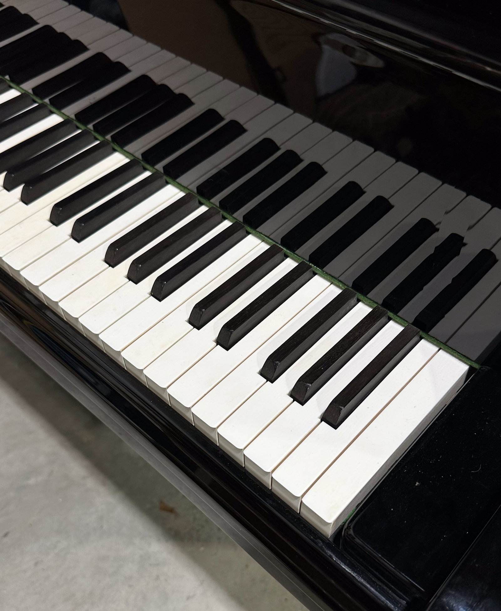 1982 Hand Built Bosendorfer Model 200 6'7" Grand Piano Austrian Ebony Lacquer Case - 14