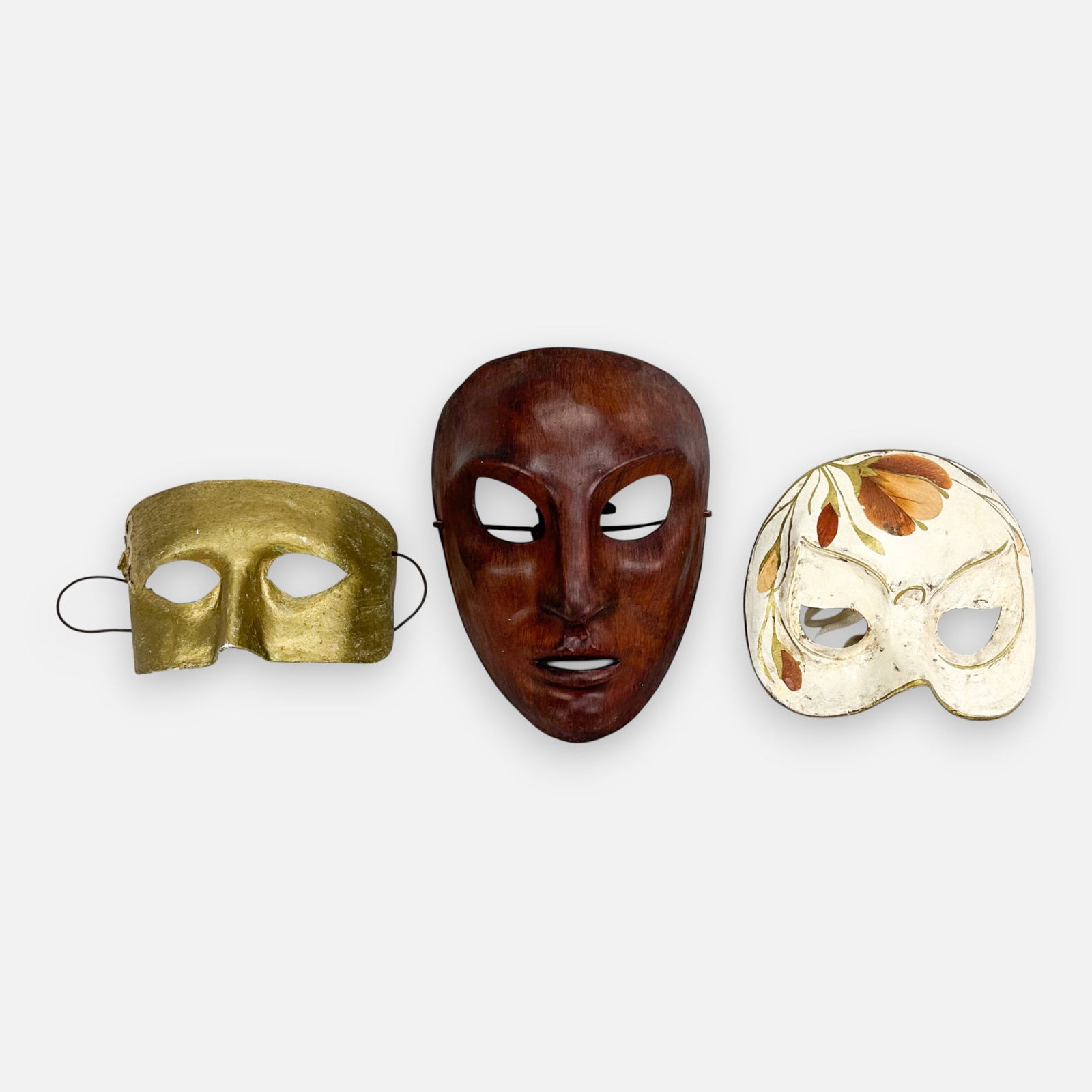 Three 1980s Venetian Masquerade Handmade Paper Mache Simple & Plain Dark Wood Grain Masks: Ca. late 20thC.For shipping, we highly recommend Donald Camden at UPS Store 4608. Alternatively, reach out to one of our preferred shippers listed at the link below or elect for LiveShipping in the ch