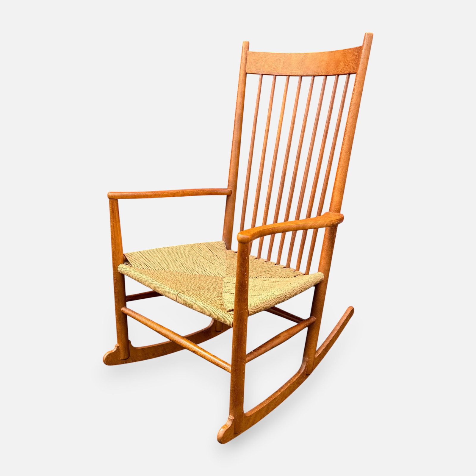 Hans J. Wegner J16 Teak Shaker Rocking Chair for FDB: Apparently unmarked. Very good condition as shown, with no breaks or repairs. Retains original finish and patina throughout. Approx. seat H: 15 1/2". For shipping, we highly recommend Donald Camden at
