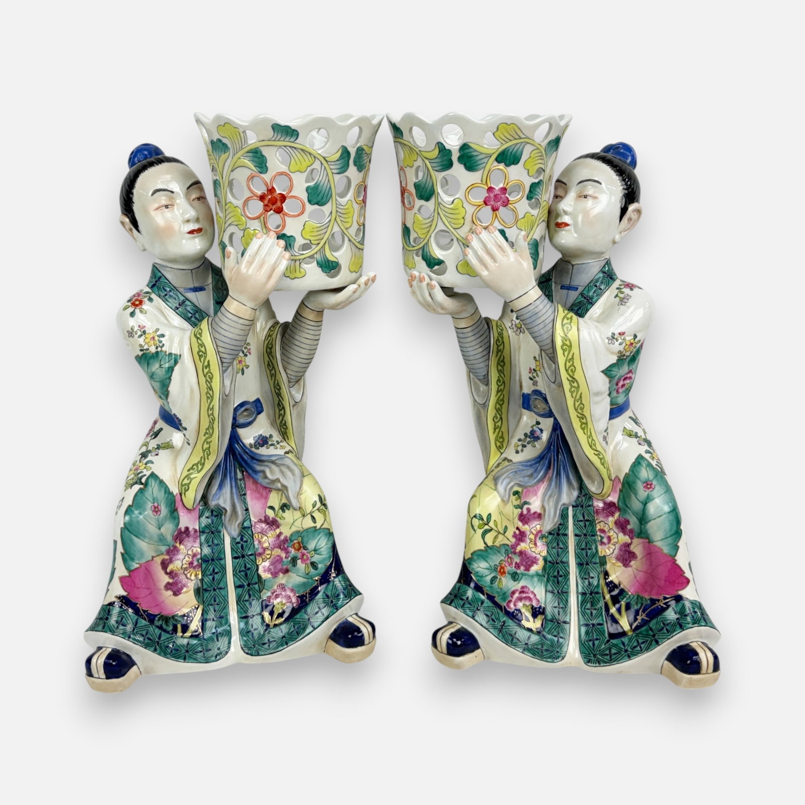 Pair Contemporary Chinese Export Rose Medallion Porcelain Figurine Planters: Ca. 20thC. Very good, with no apparent chips, cracks, or repairs. For shipping, we highly recommend Donald Camden at UPS Store 4608. Alternatively, reach out to one of our preferred shippers listed at
