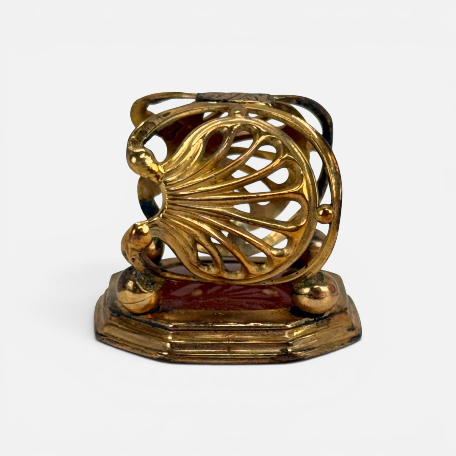Antique Gold Filled & Carnelian Agate Ring Form Wax Seal Stamp: Ca. last half 19thC. Age-appropriate wear to the gold fill, the gemstone excellent. For shipping, we highly recommend Donald Camden at UPS Store 4608. Alternatively, reach out to one of our preferred 