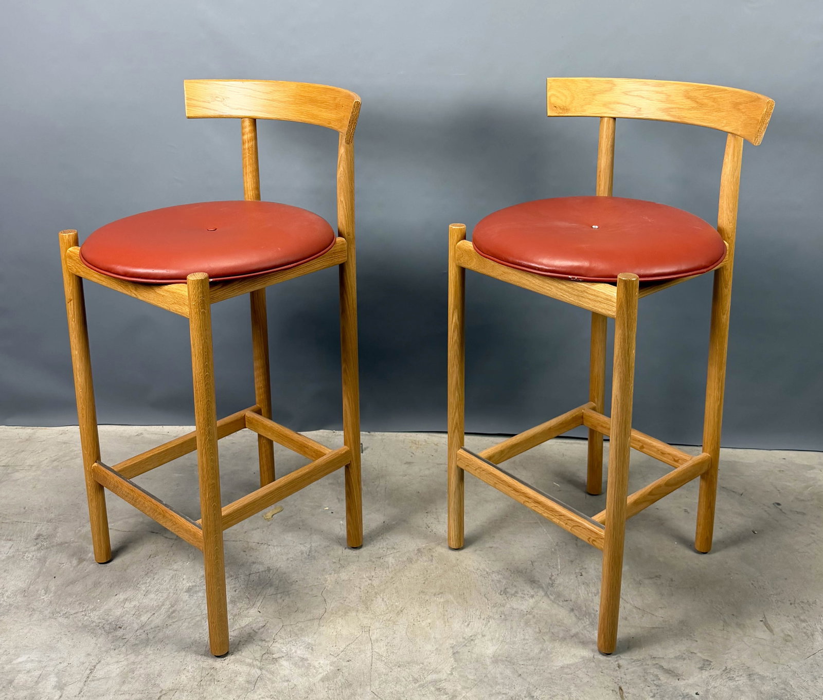 Pair Herman Miller "Comma" Bar Stools - 3