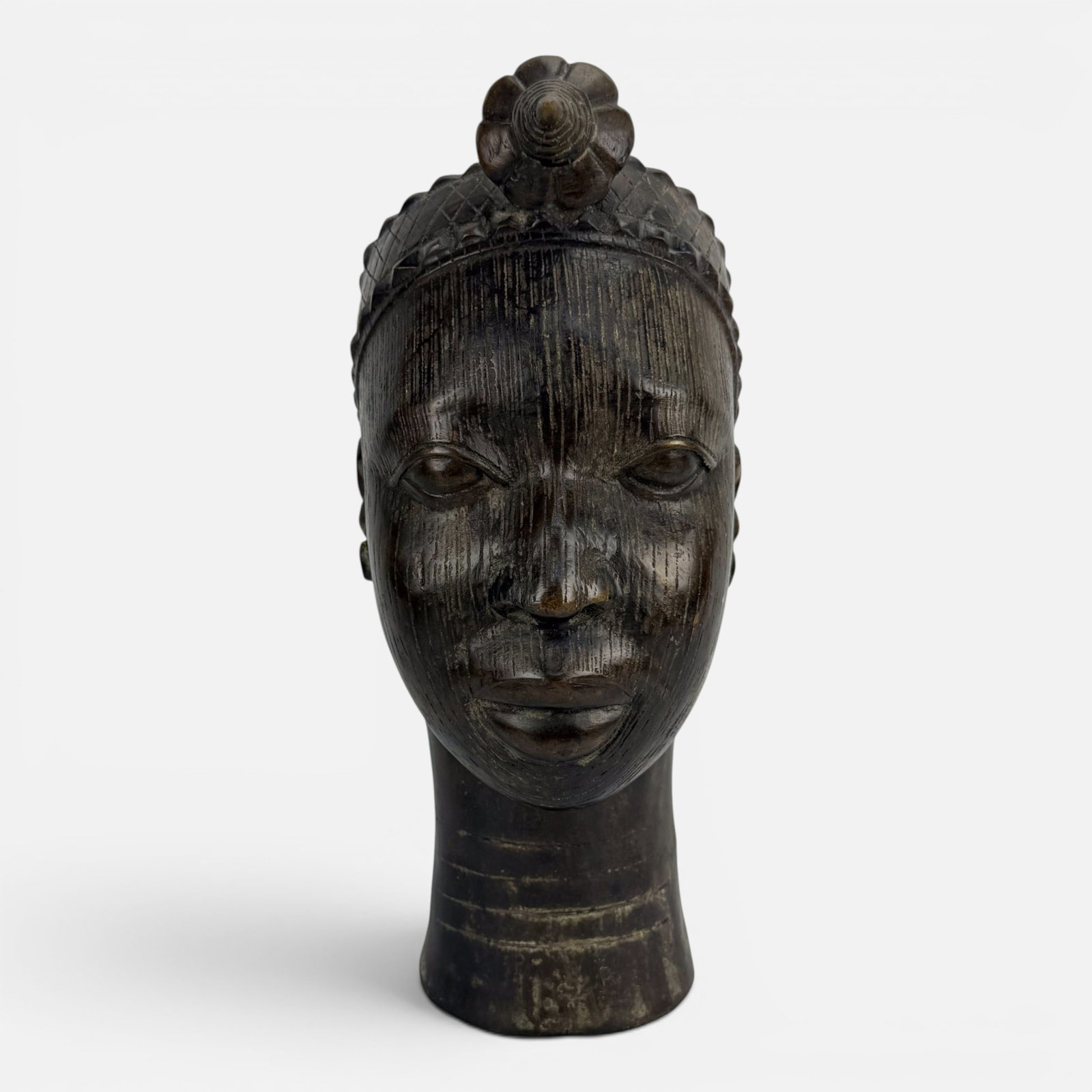 African Nigerian Yoruba Benin Bronze "Ife Head" Sculpture: Good condition as shown. For shipping, we highly recommend Donald Camden at UPS Store 4608. Alternatively, reach out to one of our preferred shippers listed at the link below or elect for