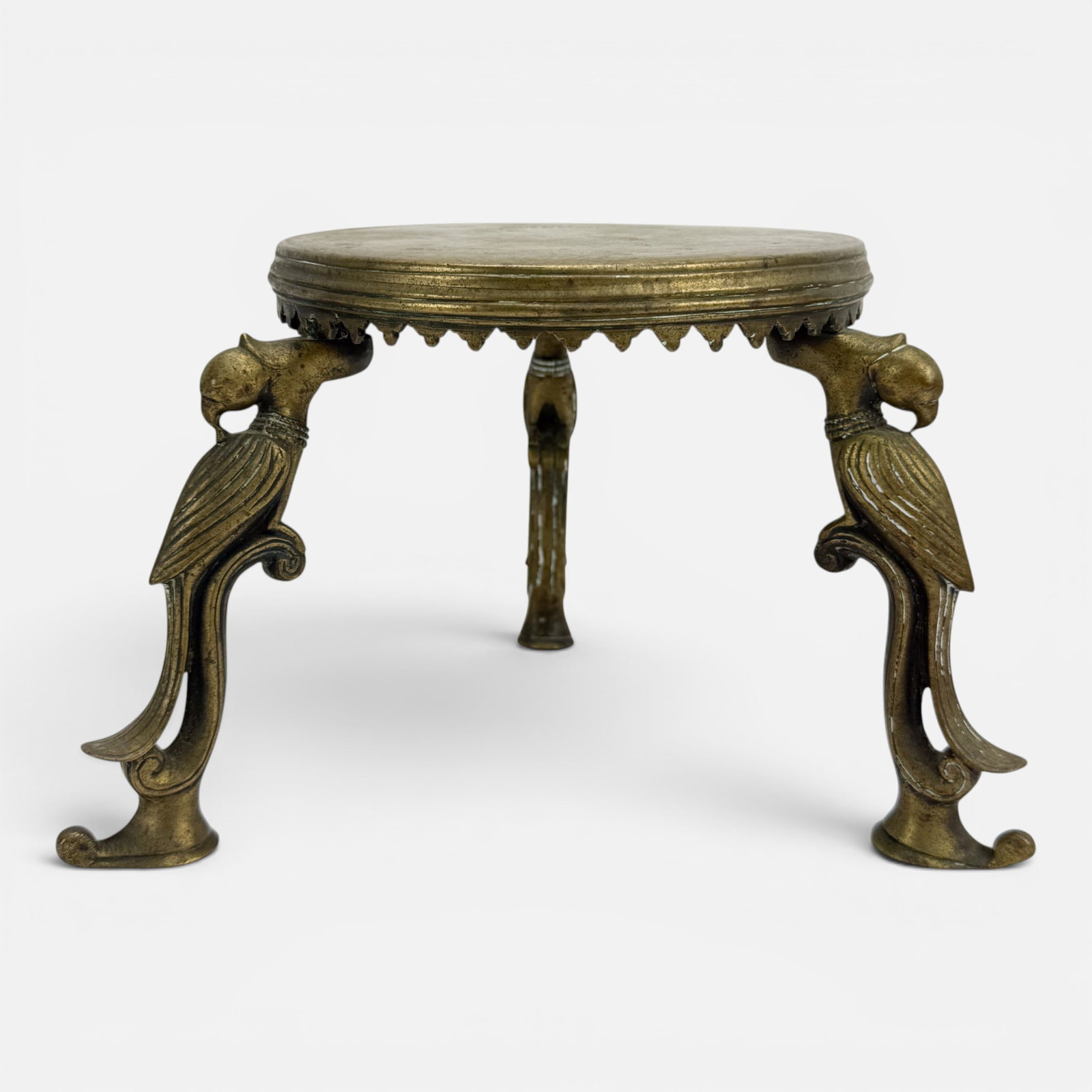 South Asian Brass "Chowki" Tripod Stool w/Figural Parakeet Form Legs: Good age-appropriate condition, needs polish. For shipping, we highly recommend Donald Camden at UPS Store 4608. Alternatively, reach out to one of our preferred shippers listed at the link below or e