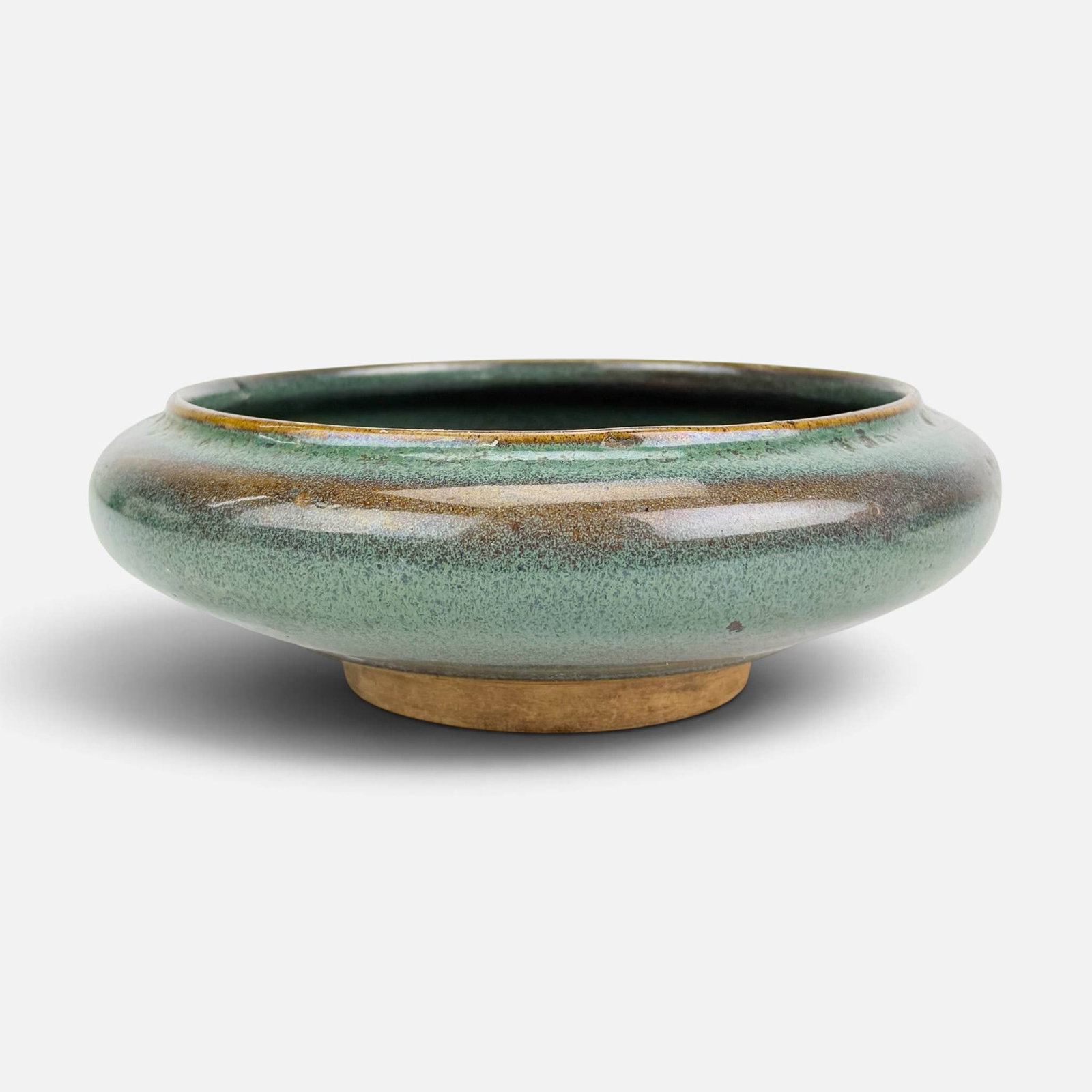 Antique Chinese Qing Dynasty Green Glazed Porcelain Brush Washer Dish: Ca. mid 18th to mid 19thC. Very good with no chips, cracks or repairs. For shipping, we highly recommend Donald Camden at UPS Store 4608. Alternatively, reach out to one of our preferred shippers