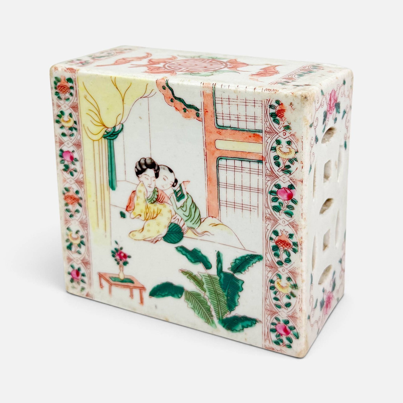 Antique 19thC Chinese Qing Famille Verte Porcelain Pillow Block Stand: Ca. late 19thC. Good overall, with shown paint loss, firing lines. No chips or repairs. For shipping, we highly recommend Donald Camden at UPS Store 4608. Alternatively, reach out to one of our