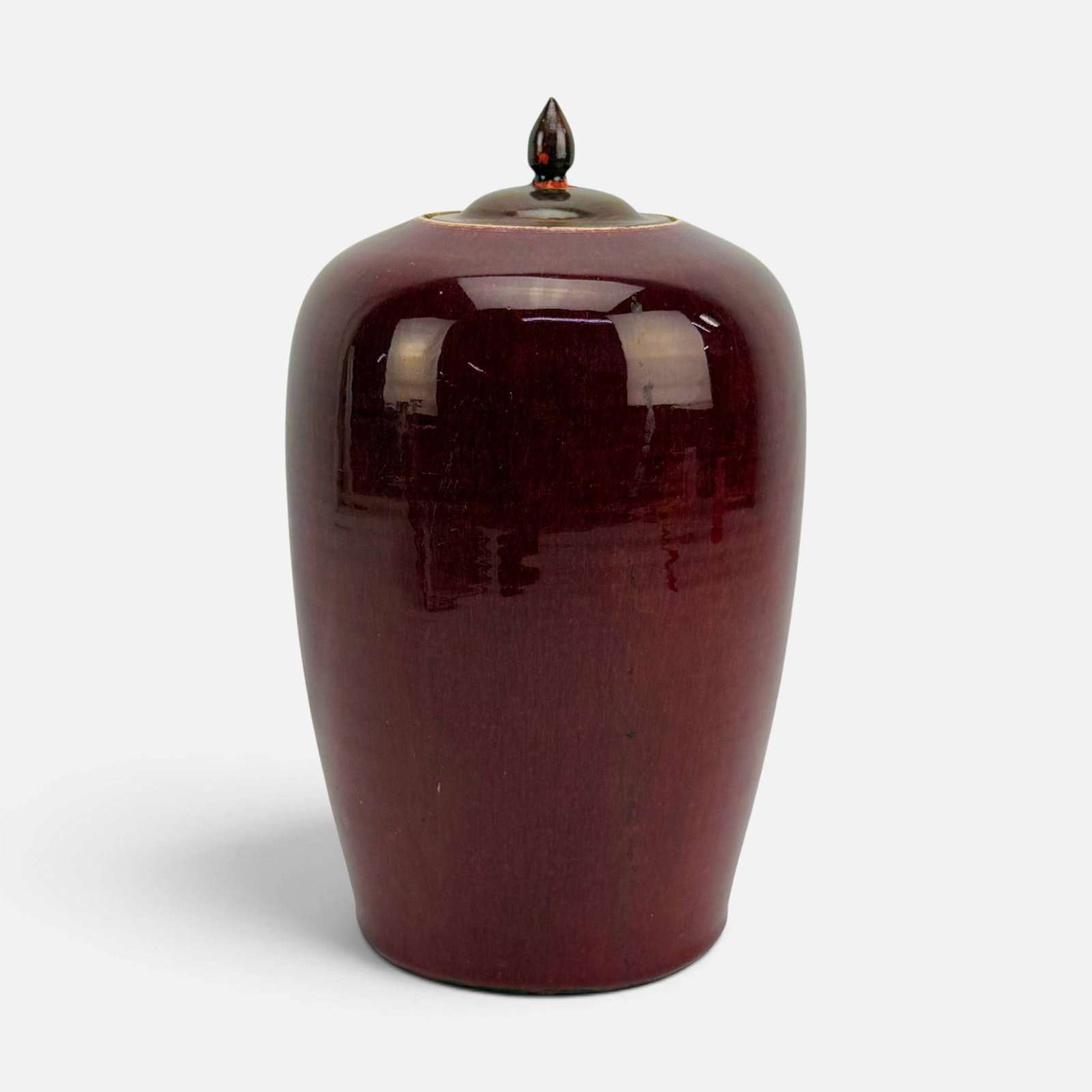 Antique 19thC Chinese Sang-de-Boeuf Lidded Urn Ginger Jar: Good overall, with shown repair to handle, edge losses. For shipping, we highly recommend Donald Camden at UPS Store 4608. Alternatively, reach out to one of our preferred shippers listed at the link 