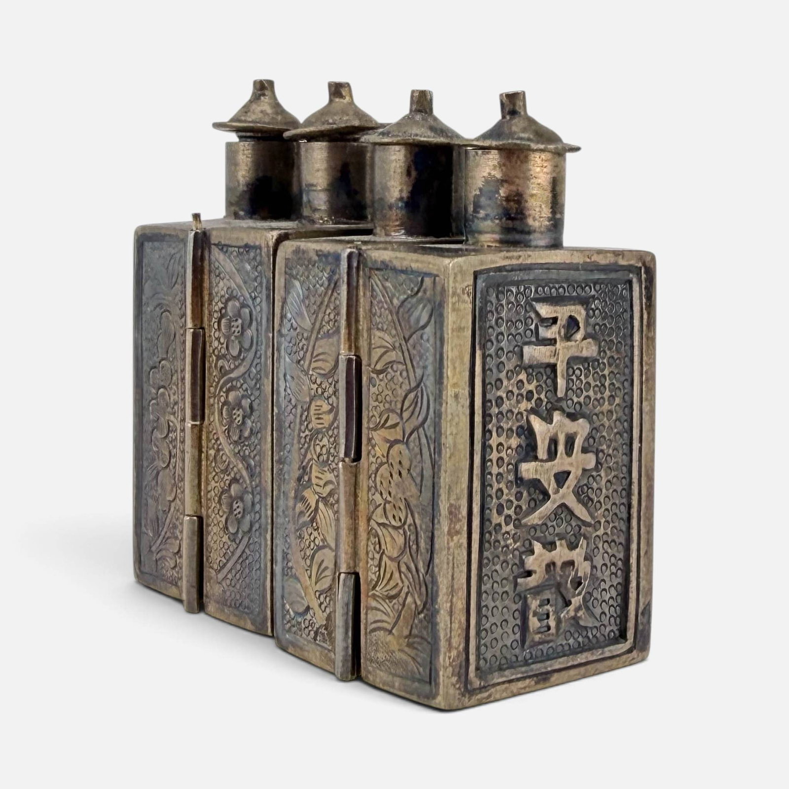 Antique Chinese Qing Silver Hinged Four-Section Medical Folding Snuff Bottles: Ca. 19thC Marked to base as shown. Good, with age-appropriate surface discoloration. Measures approx. 3 1/4" extended. For shipping, we highly recommend Donald Camden at UPS Store 4608. Alternatively,