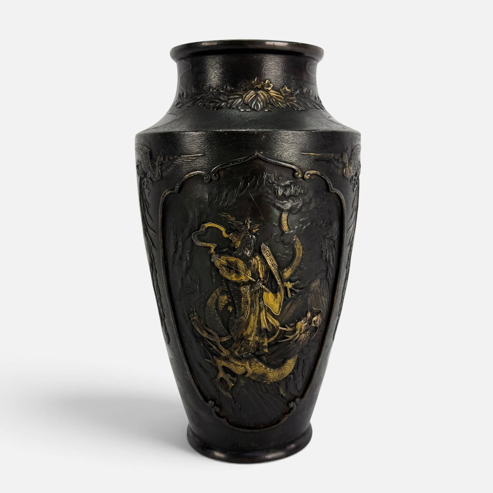 Antique Japanese Meiji Bronze Vase w/High Relief Decoration, Mount Fuji Landscape Scene (1 of 16)