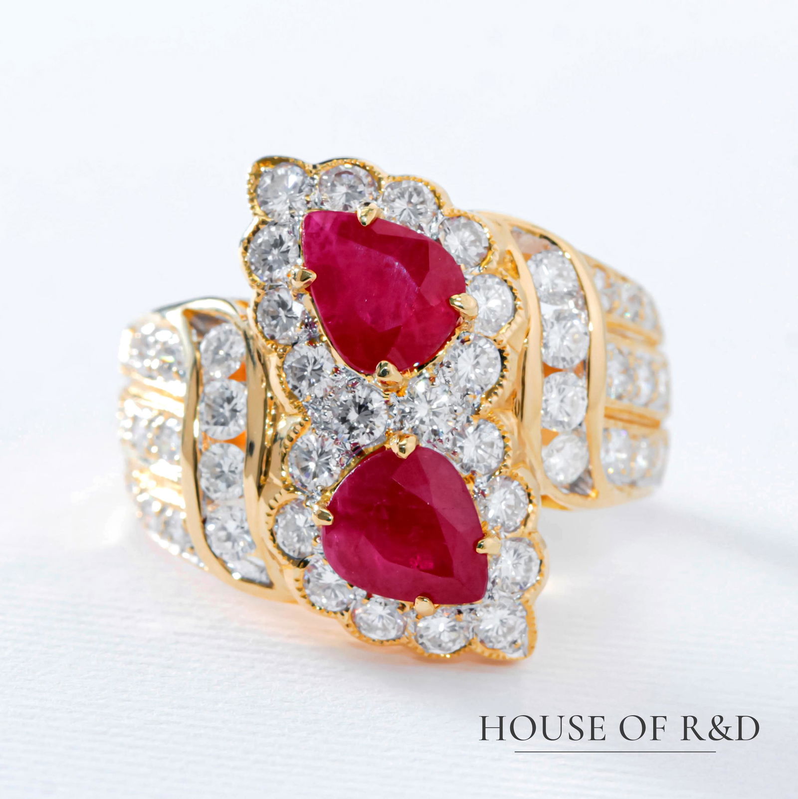 18k Yellow Gold - 2.21tcw - Ruby & Diamonds Ring (1 of 5)