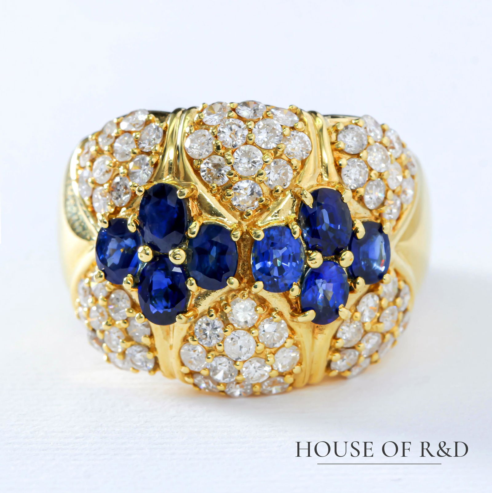 18k Yellow Gold - 2.89tcw -  Sapphire & Diamonds Ring (1 of 5)