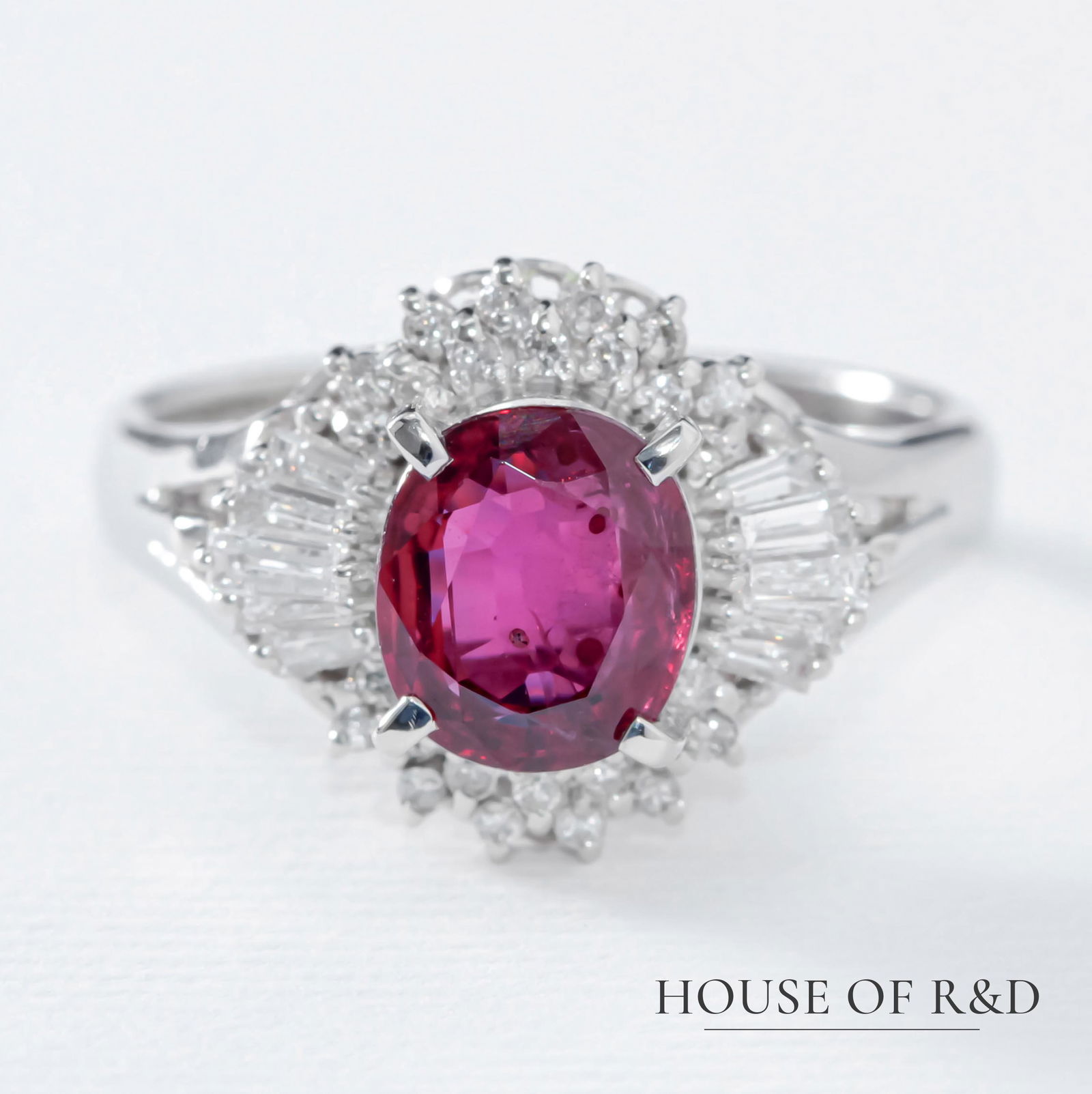 Platinum 900 - 1.73tcw - Ruby & Diamonds Ring (1 of 5)