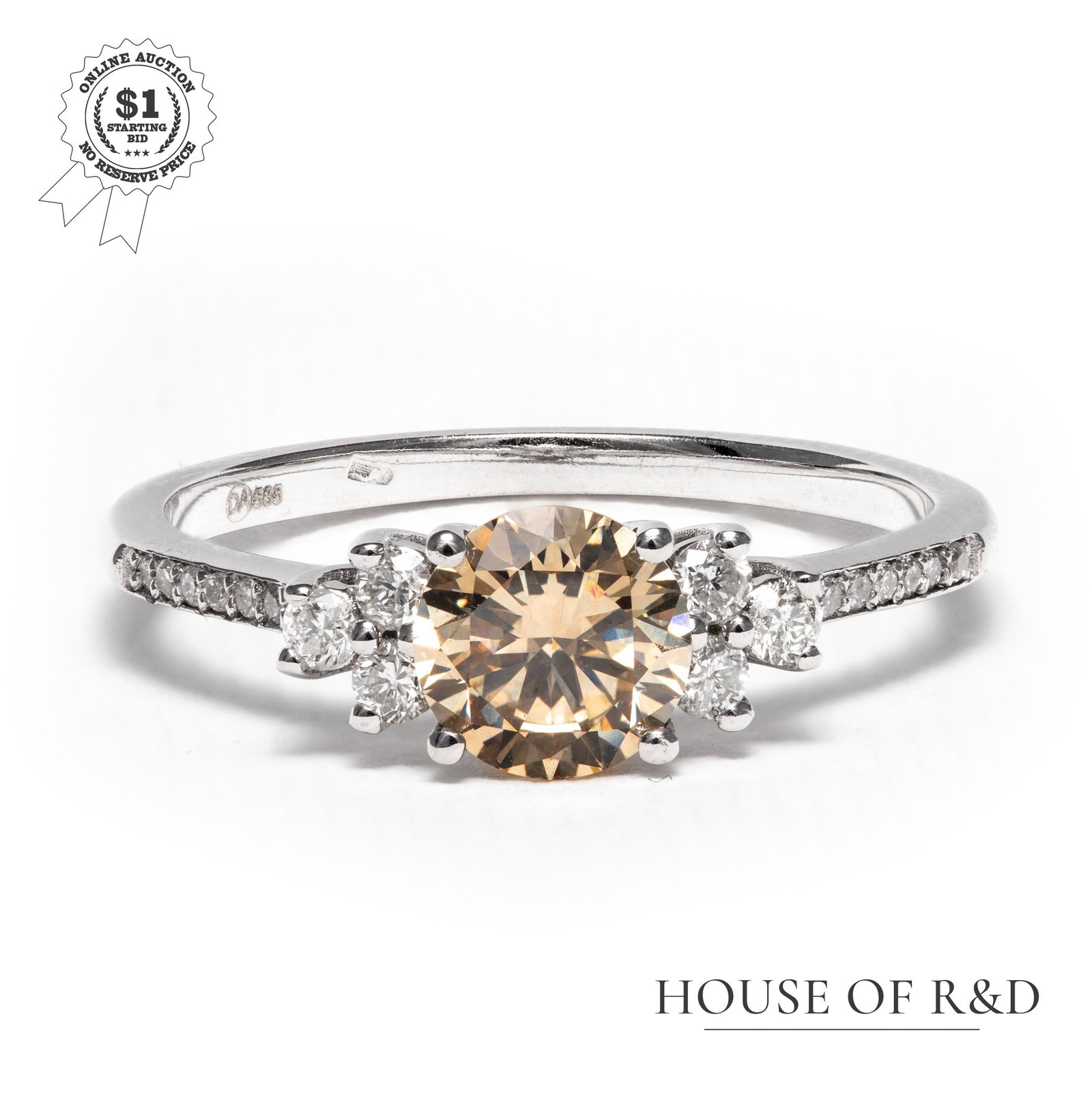 14k White Gold - 0.90tcw - Diamond Ring: No Reserve Price! Grading Results: ____________ Stone Type: Natural Diamond Shape: Round Brilliant Carat: 0.74 ct Color: Natural Fancy Intense Brownish Yellow Clarity: VS1 Grading