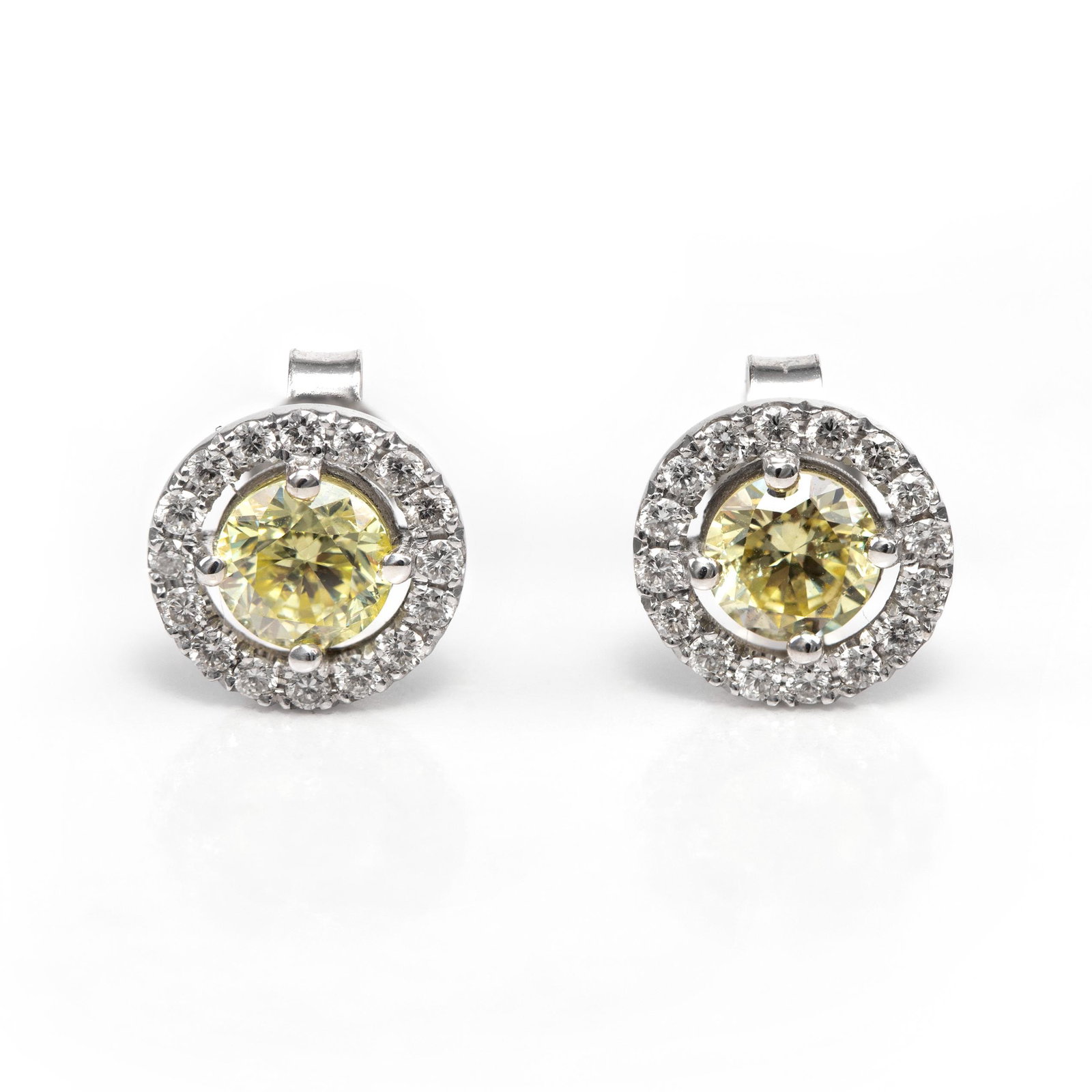 14k White Gold - 1.23tcw - Diamond Earrings (1 of 6)