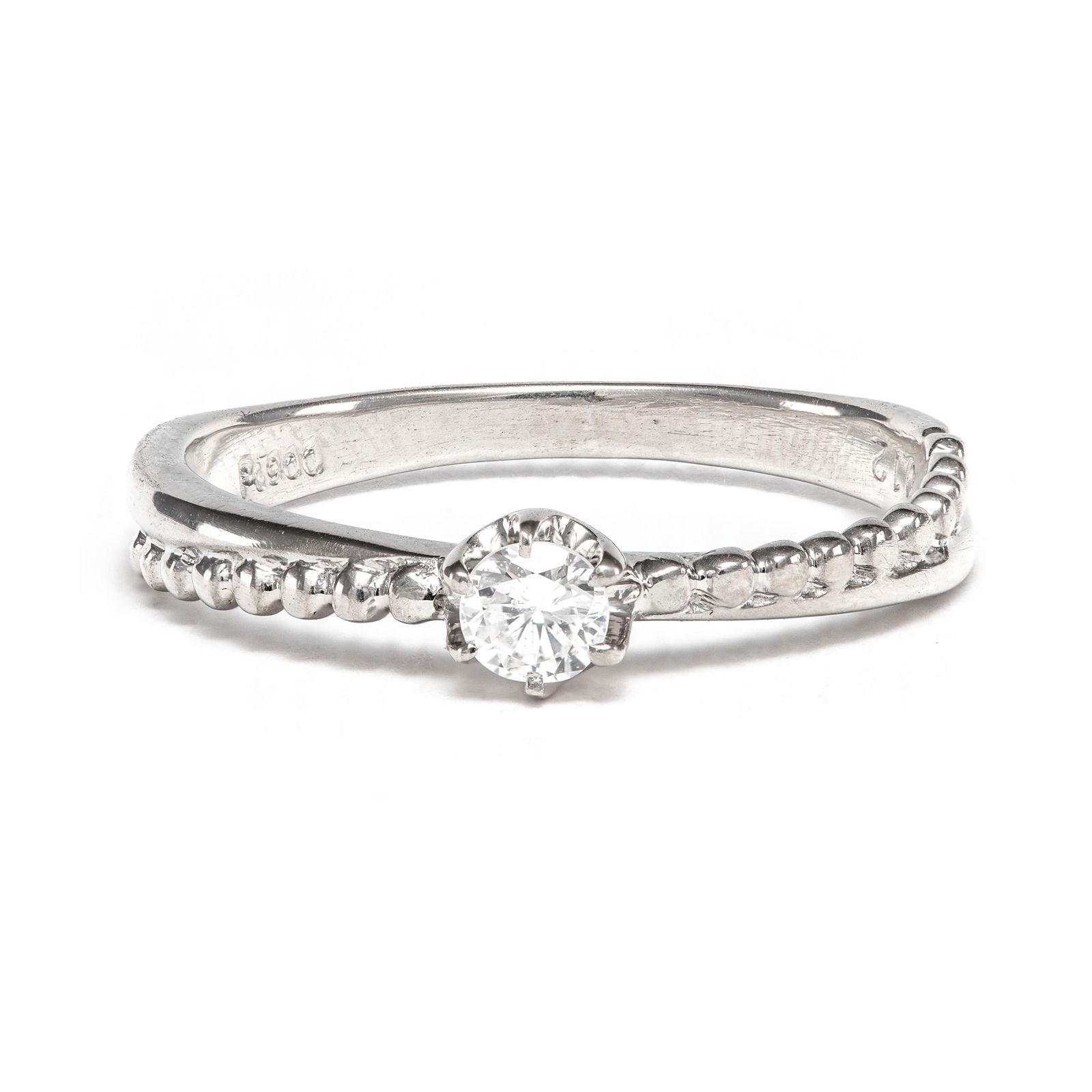 Platinum 900 - 0.12tcw - Diamond Ring (1 of 6)
