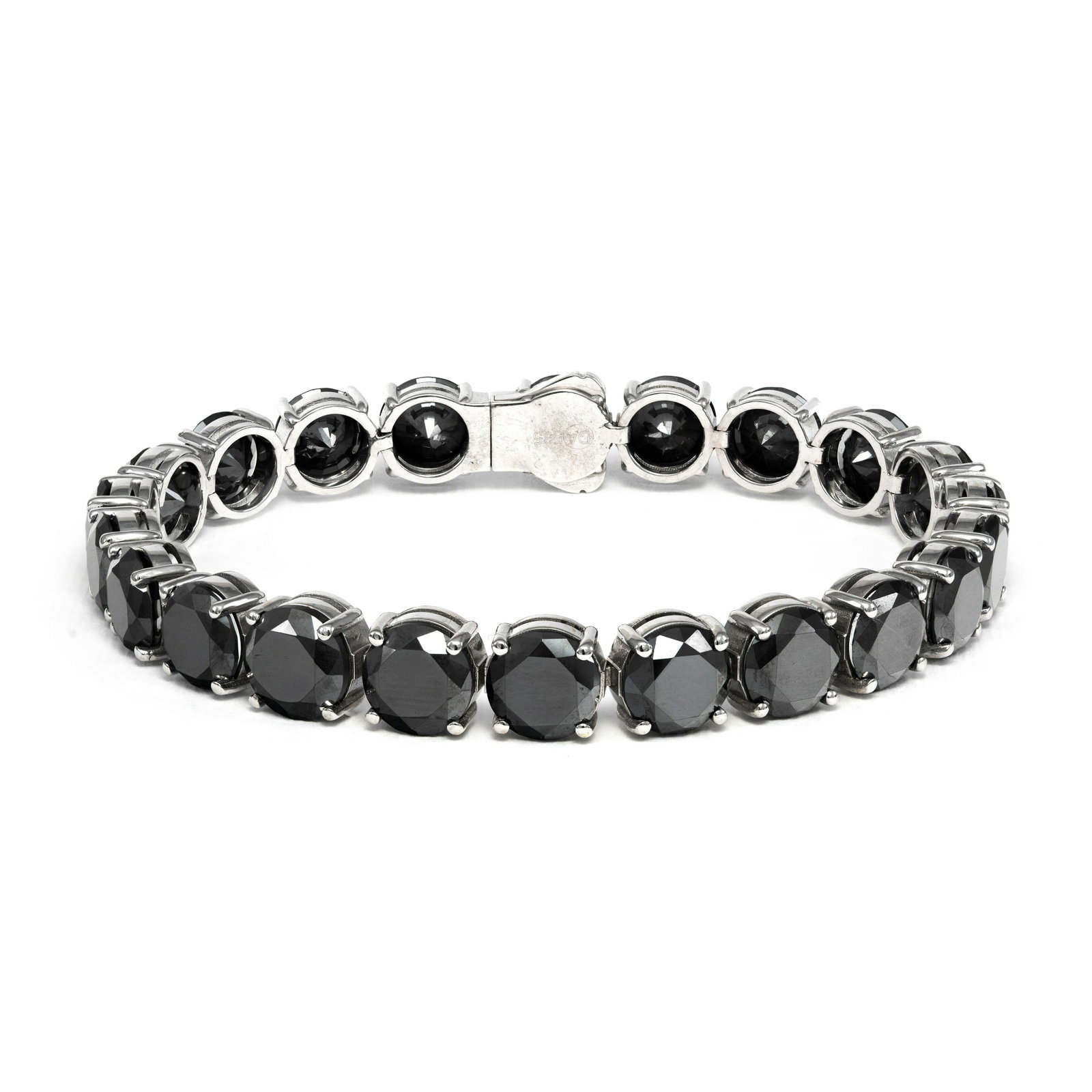14k White Gold - 50.00tcw - Moissanite Bracelet: No Reserve Price! Grading Results: ___________ Stone Type: Moissanite Shape: Round Brilliant Carat: 22 Pcs / 50.00 ct Color: Black Clarity: NONE Treatment: Color Enhanced Jew