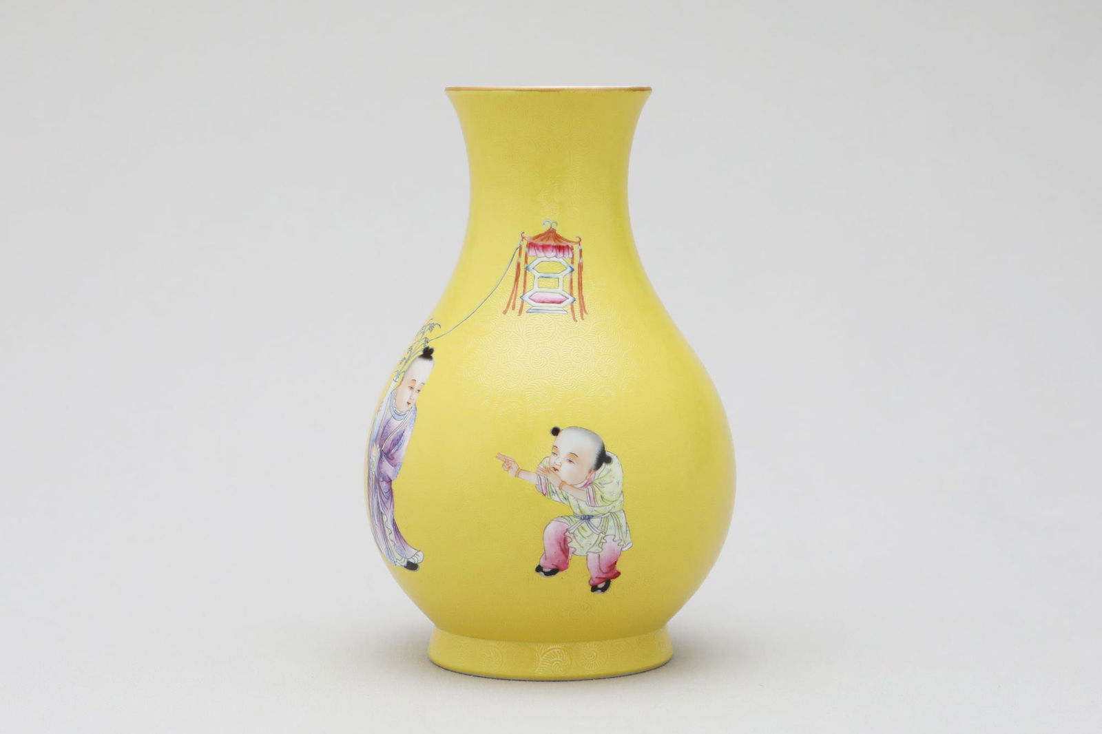 A YELLOW-GROUND SGRAFFIATO FALANGCAI ‘BOYS’ VASE (1 of 7)