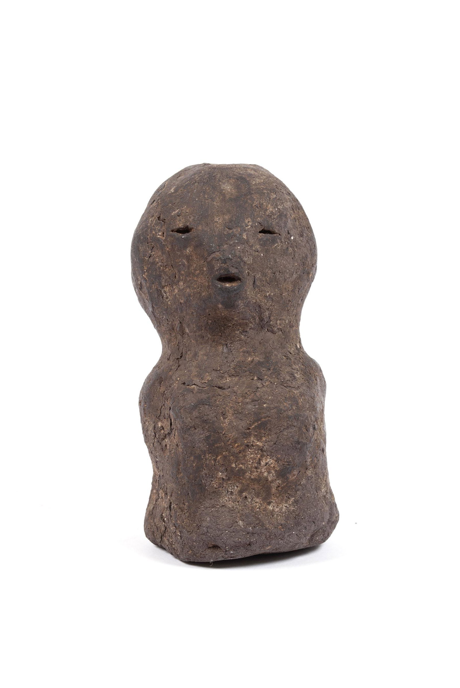 NATIVE AMERICAN CLAY ANTHROPOMORPHIC EFFIGY FIGURE: NATIVE AMERICAN CLAY ANTHROPOMORPHIC EFFIGY FIGURE New Mexico, A.D 900 to A.D. 1050, Anasazi Culture. Fired clay anthropomorphic figurine of female form, purported to be found on private ranch near Ch