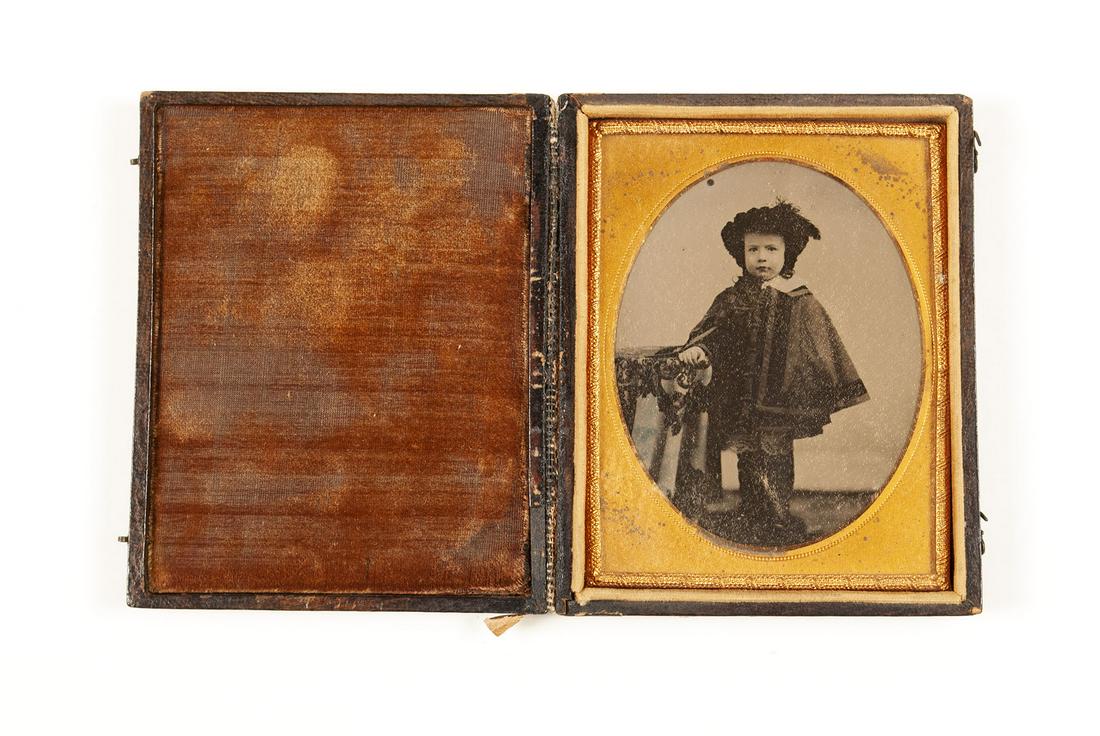 QUARTER PLATE AMBROTYPE IMAGE OF A CHILD (1 of 3)