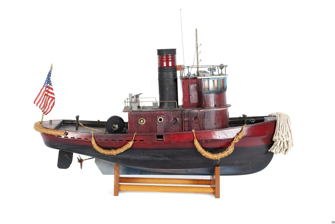 HARBOR TUGBOAT MODEL WITH REMOTE CONTROL (1 of 8)