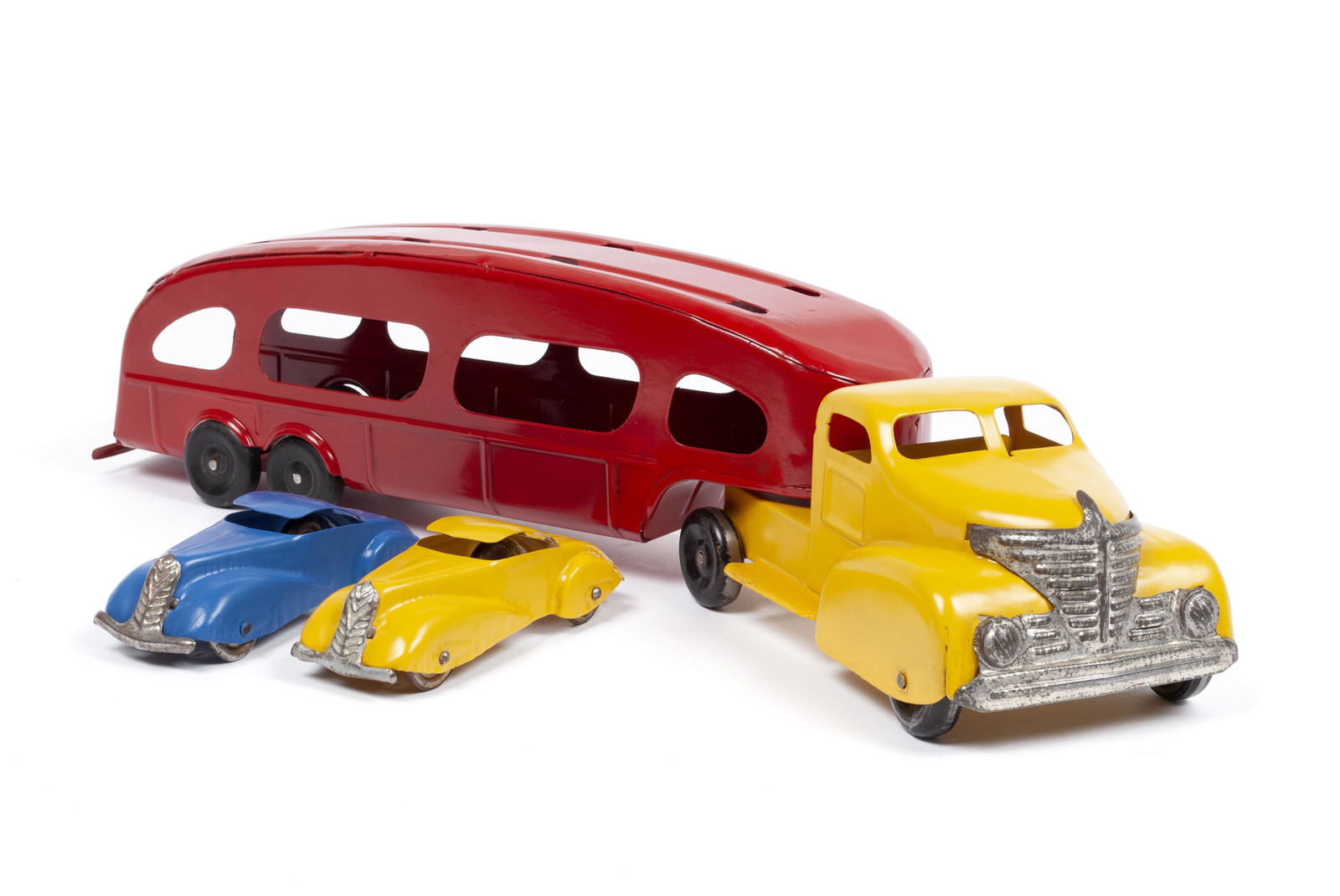 MARX AUTO TRANSPORT WITH TWO CARS (1 of 4)