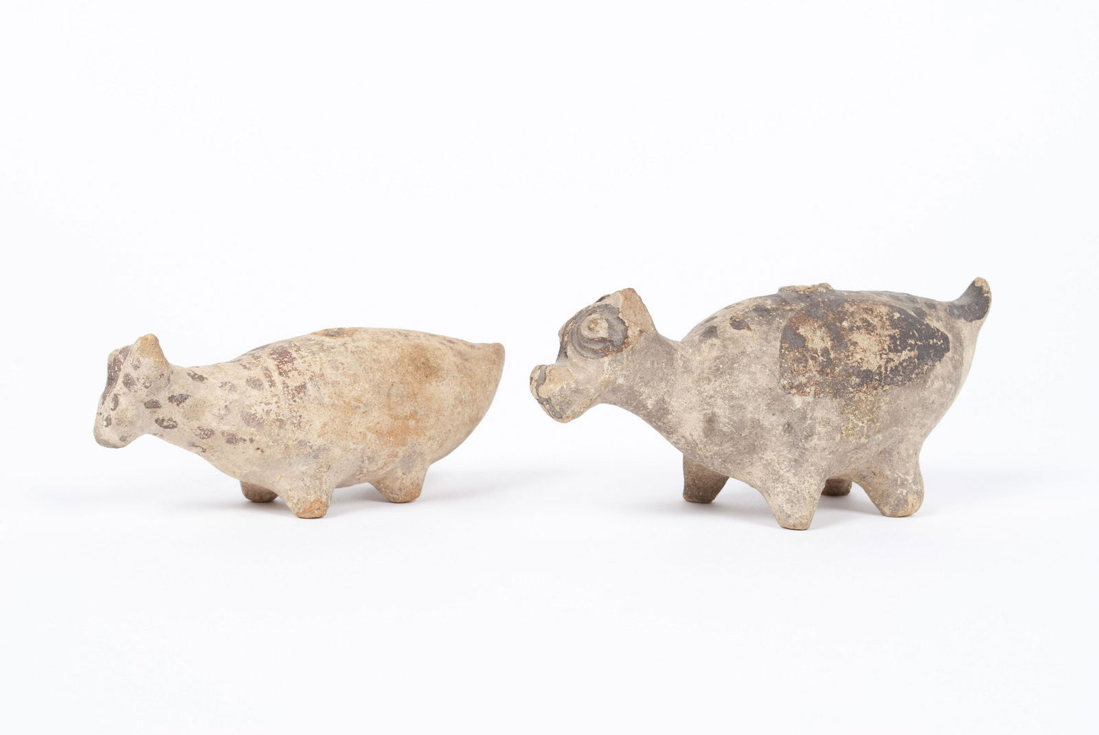 TWO CHANCAY POTTERY LLAMAS (1 of 5)