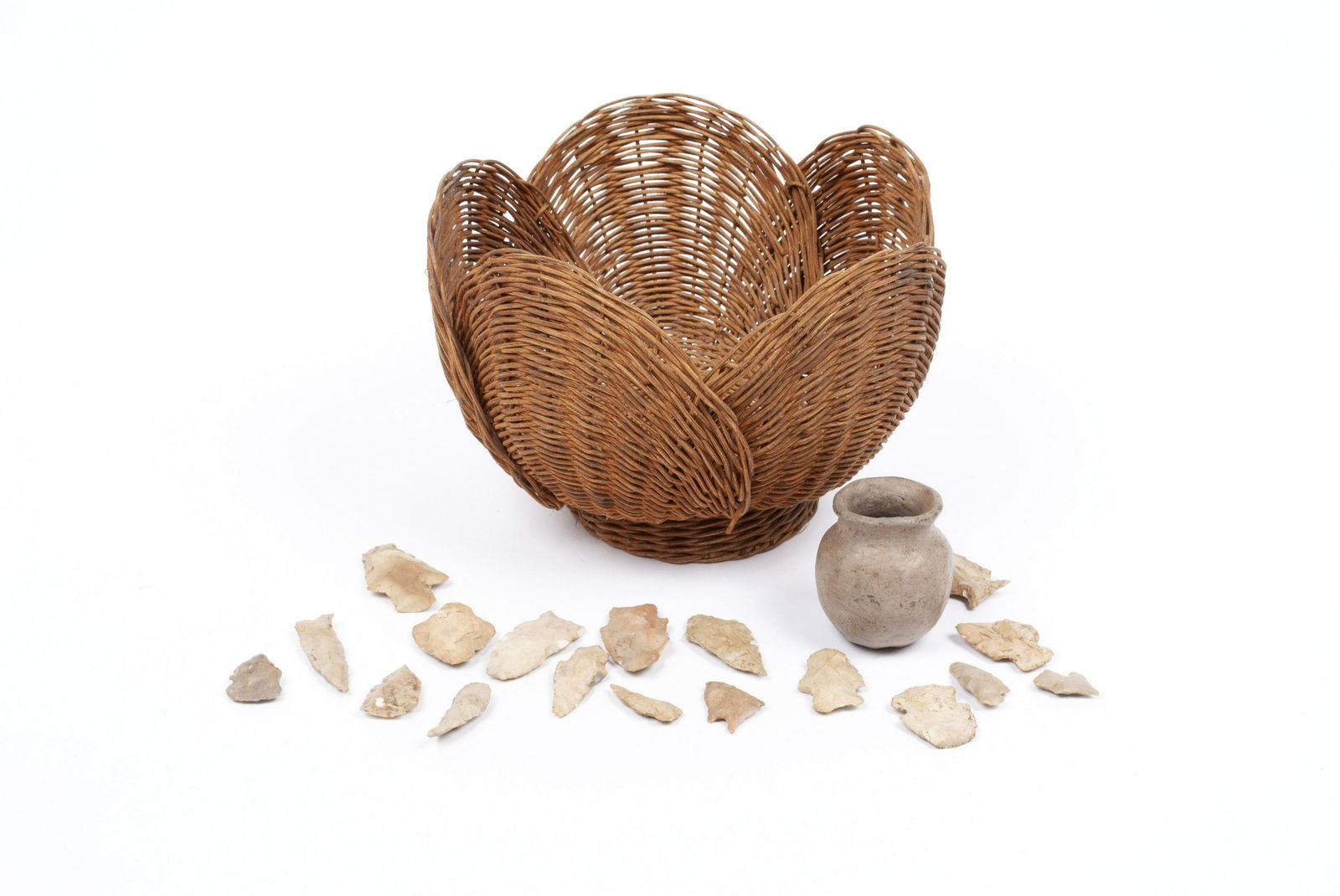 NATIVE AMERICAN POINTS AND MORE (1 of 3)