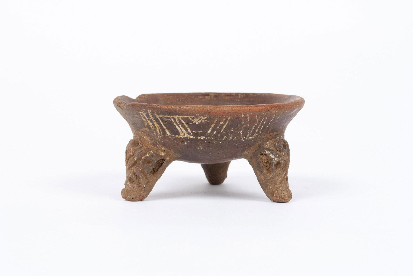 PRE-COLUMBIAN TRIPOD VESSEL (1 of 5)