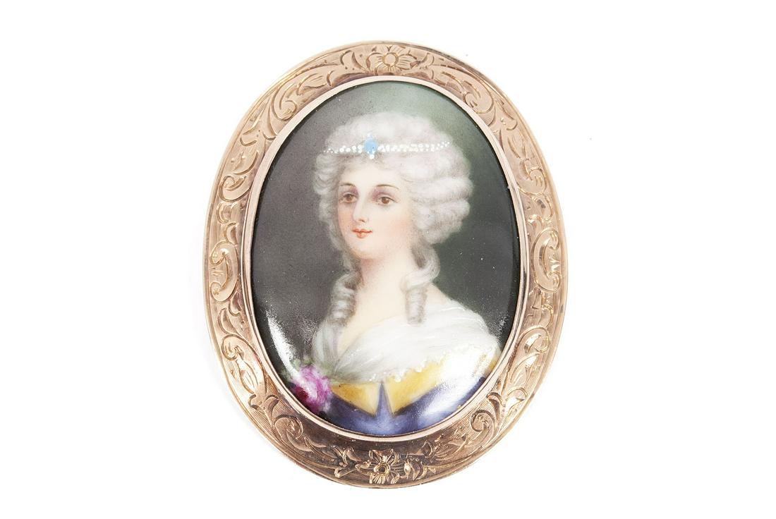 VICTORIAN GOLD PAINTED PORTRAIT BROOCH (1 of 4)