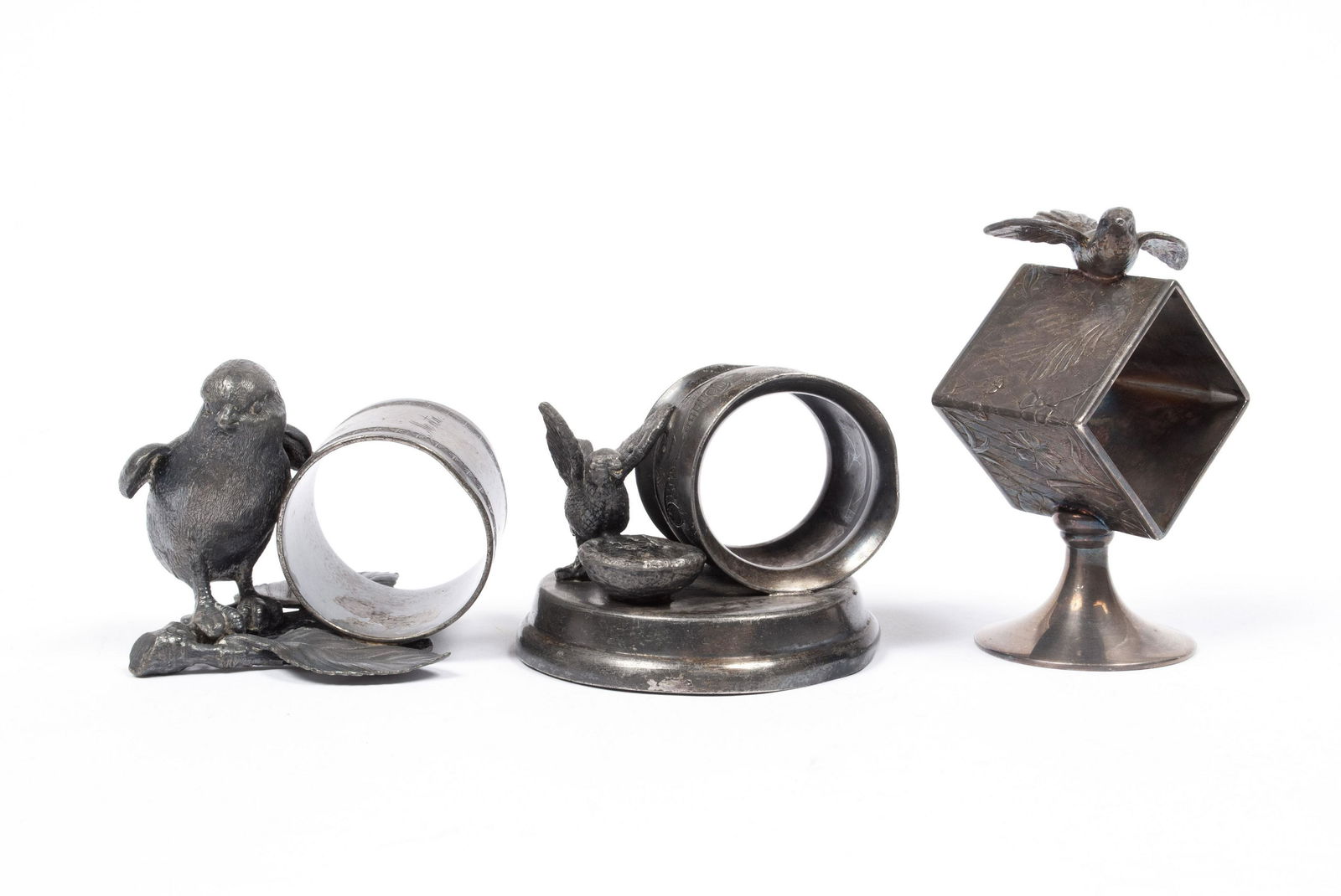 THREE BIRD FORM NAPKIN RINGS (1 of 6)