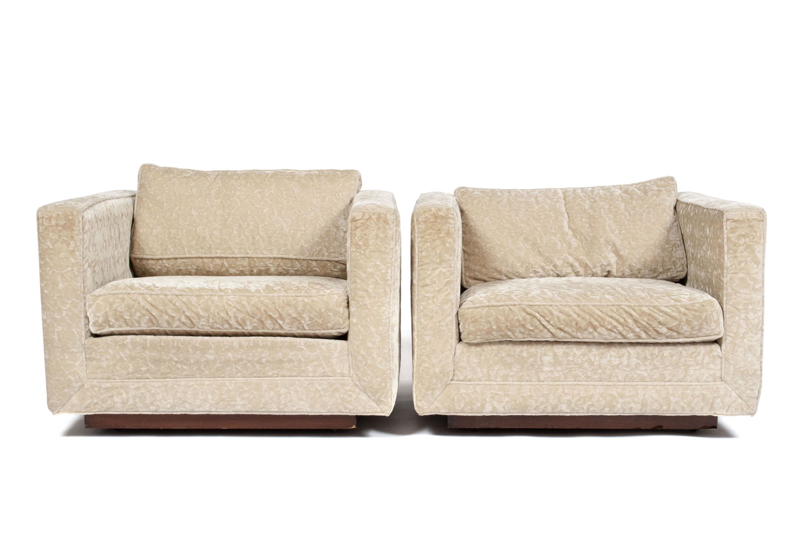 PAIR OF MILO BAUGHMAN CLUB CHAIRS (1 of 4)