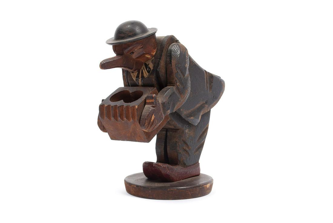 AMERICAN FOLK ART CIGARETTE HOLDER (1 of 3)