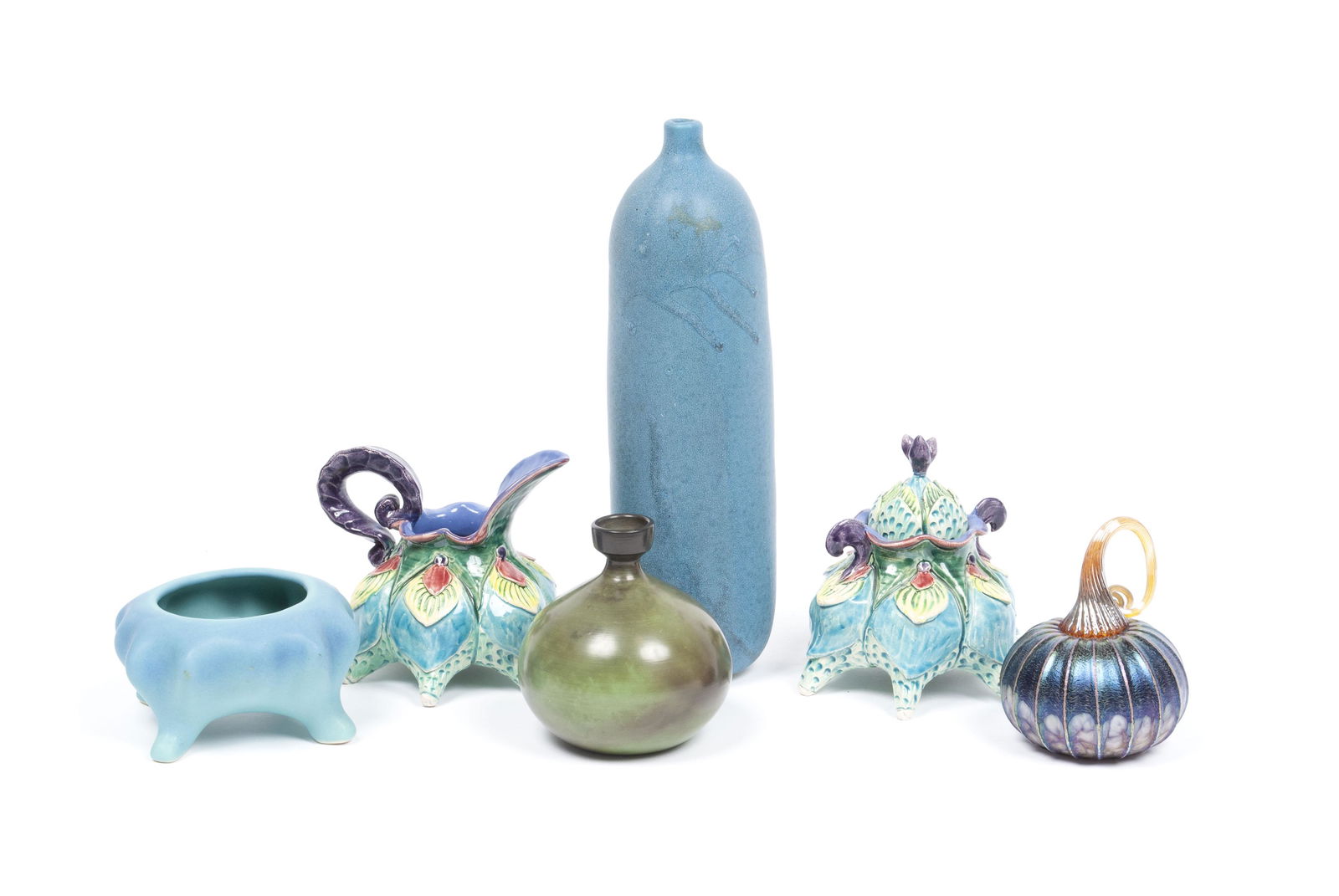 CONTEMPORARY GLASS AND POTTERY (1 of 10)